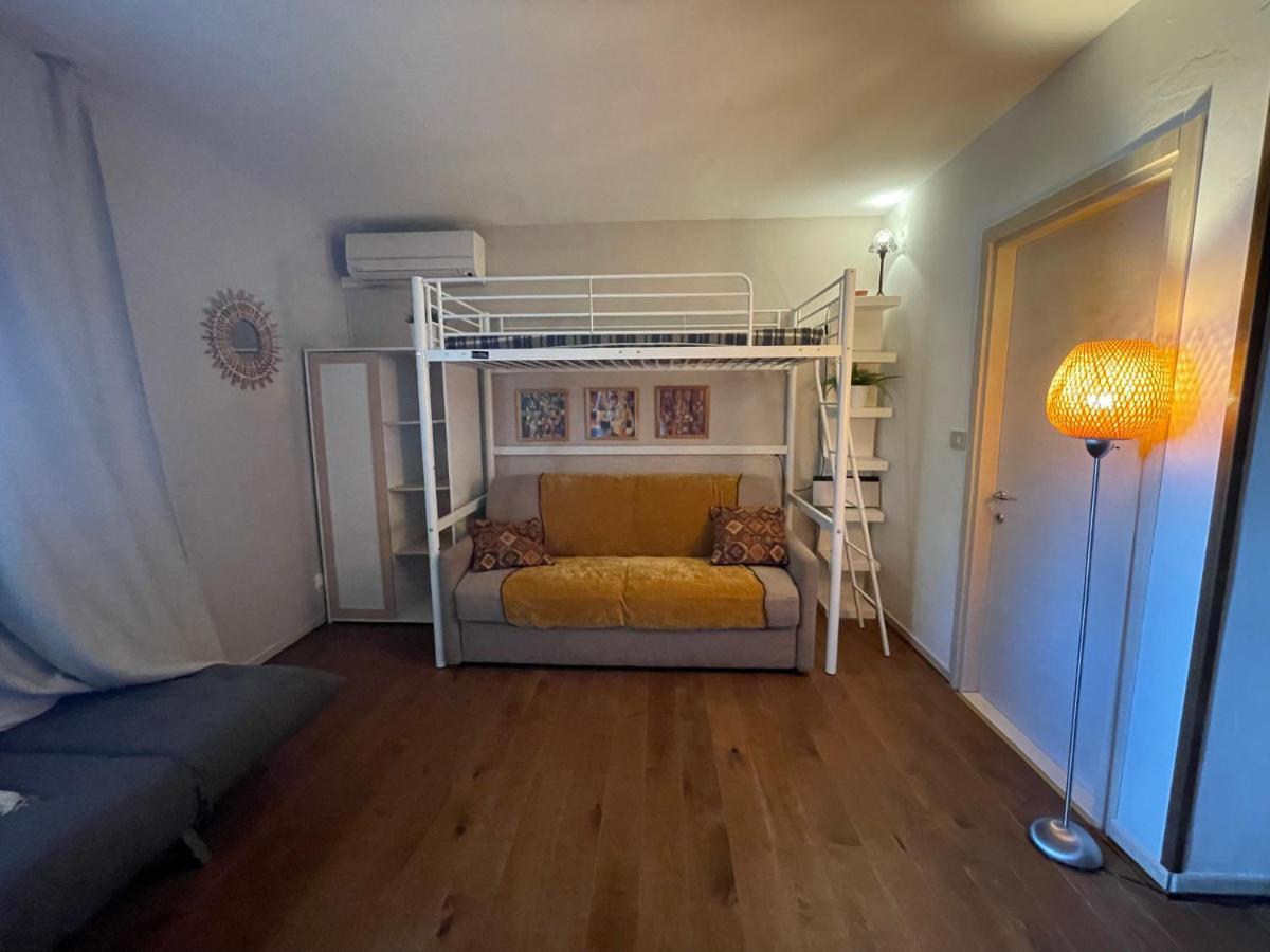 Apartamento Loft Elegans Lignano Sabbiadoro Exterior foto